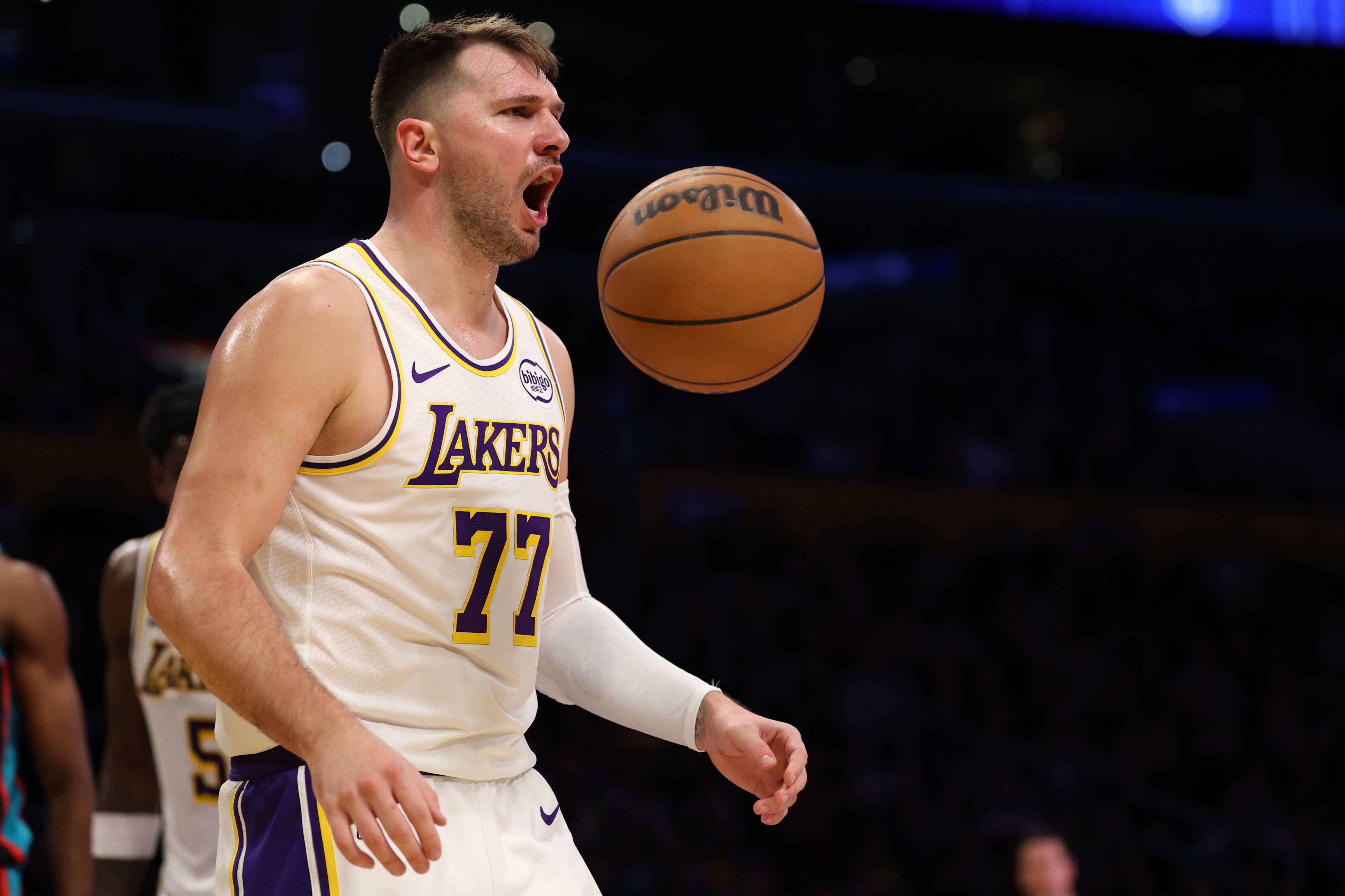 全明星票王的实力!东契奇过去五场34.2分8.2助 投篮命中率52.3%